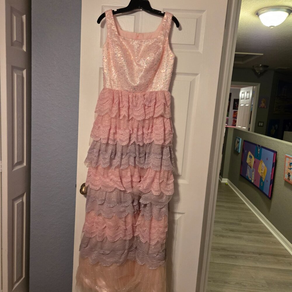 Georgeus prom dress never worn bought in 2026